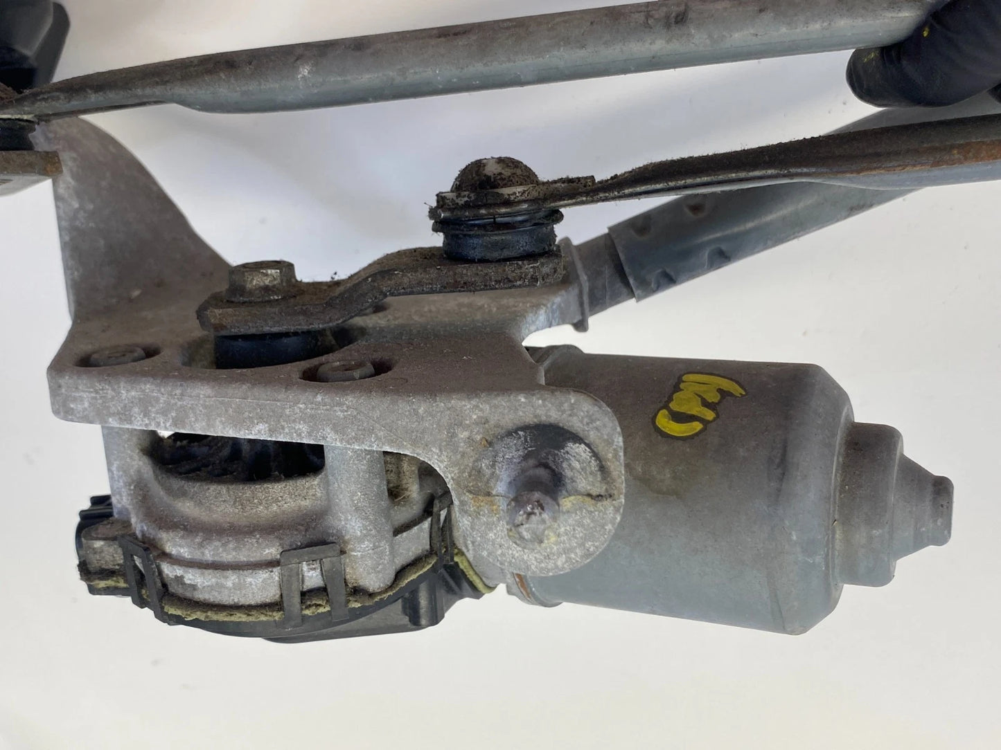 07-11 TOYOTA YARIS HTCHBCK FRONT WINDSHIELD WIPER MOTOR W LINKAGE 8511052510 OEM