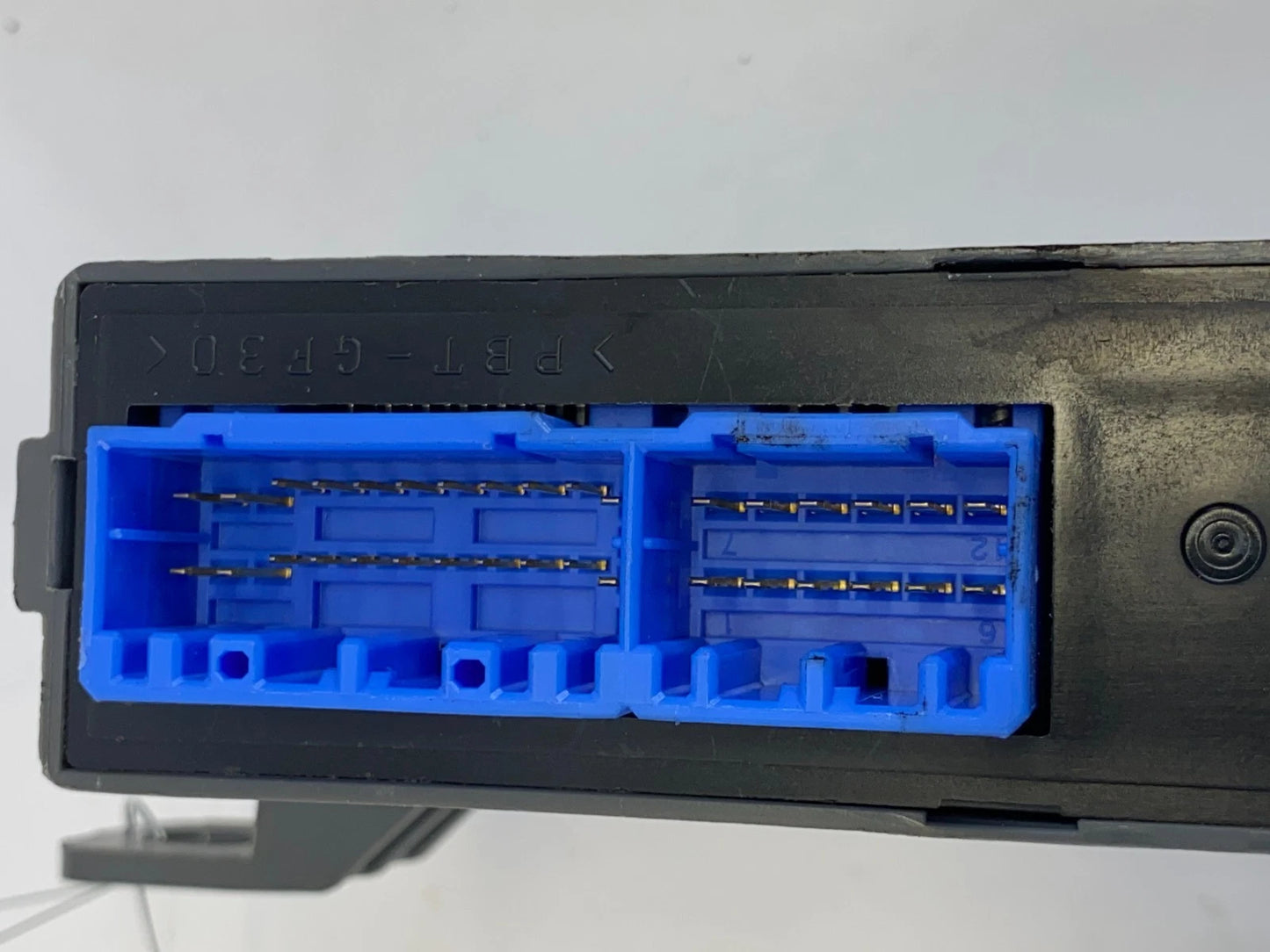 2005-2010 HONDA ODYSSEY LEFT SIDE POWER SLIDING DOOR CONTROL MODULE RK00-453 OEM