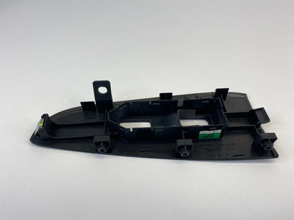 07-10 HYUNDAI ELANTRA FRONT RIGHT DOOR WINDOW SWITCH BEZEL COVER TRIM 935752H200