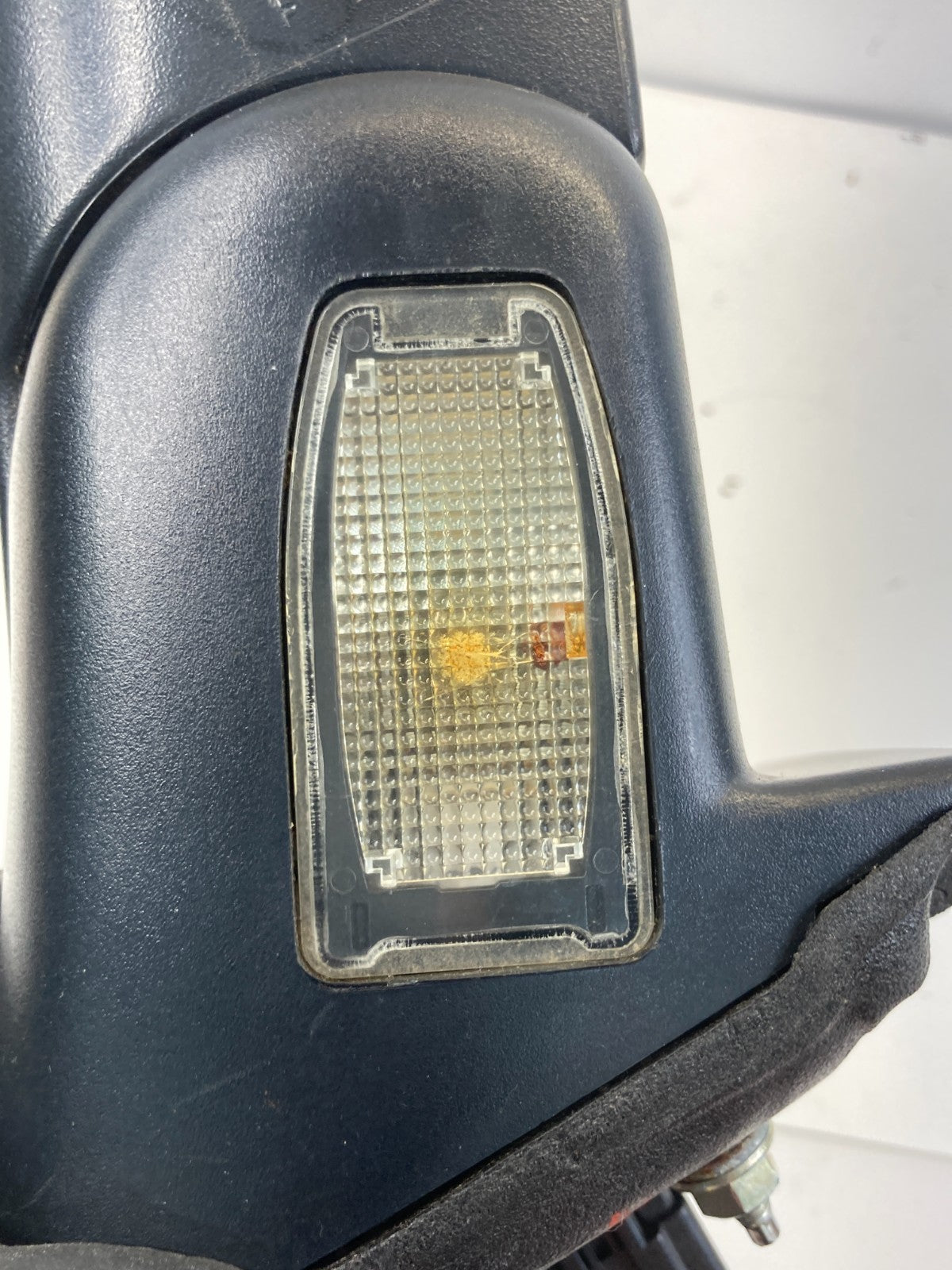 02-05 Ford Explorer Front Left Driver Side View Power Mirror W/ Heated E11011163