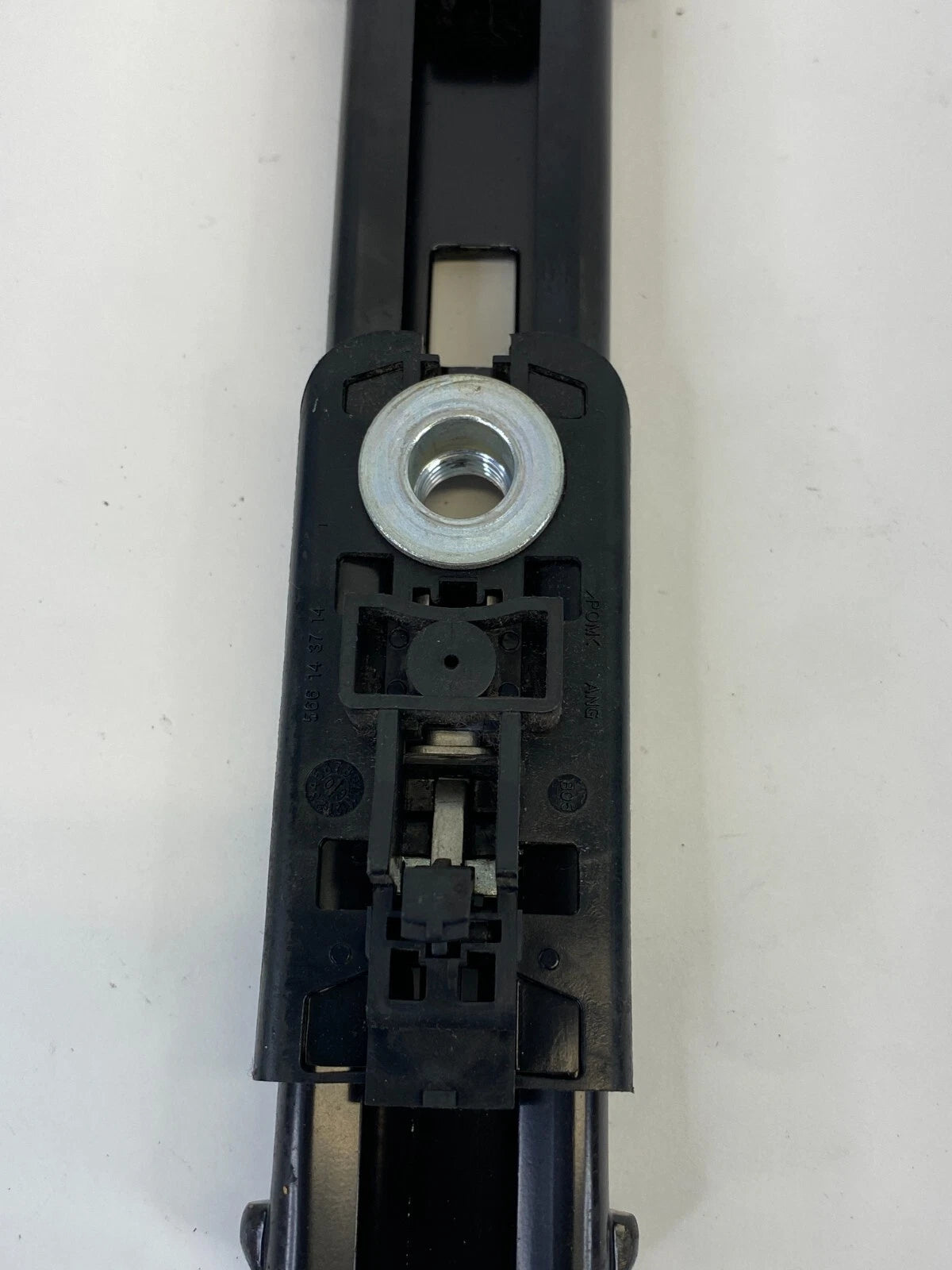 2007-2011 HYUNDAI ACCENT 3-DR FRONT LEFT SEAT BELT HEIGHT ADJUSTER 5116340E1A