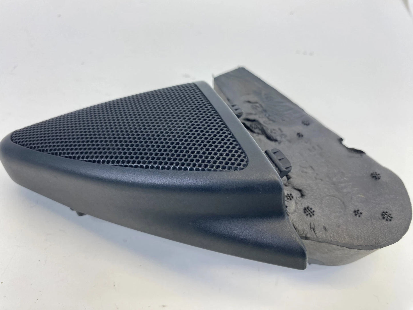 07-14 MERCEDES CL550 RIGHT FRONT DOOR PANEL SPEAKER TWEETER COVER 2166920492 OEM