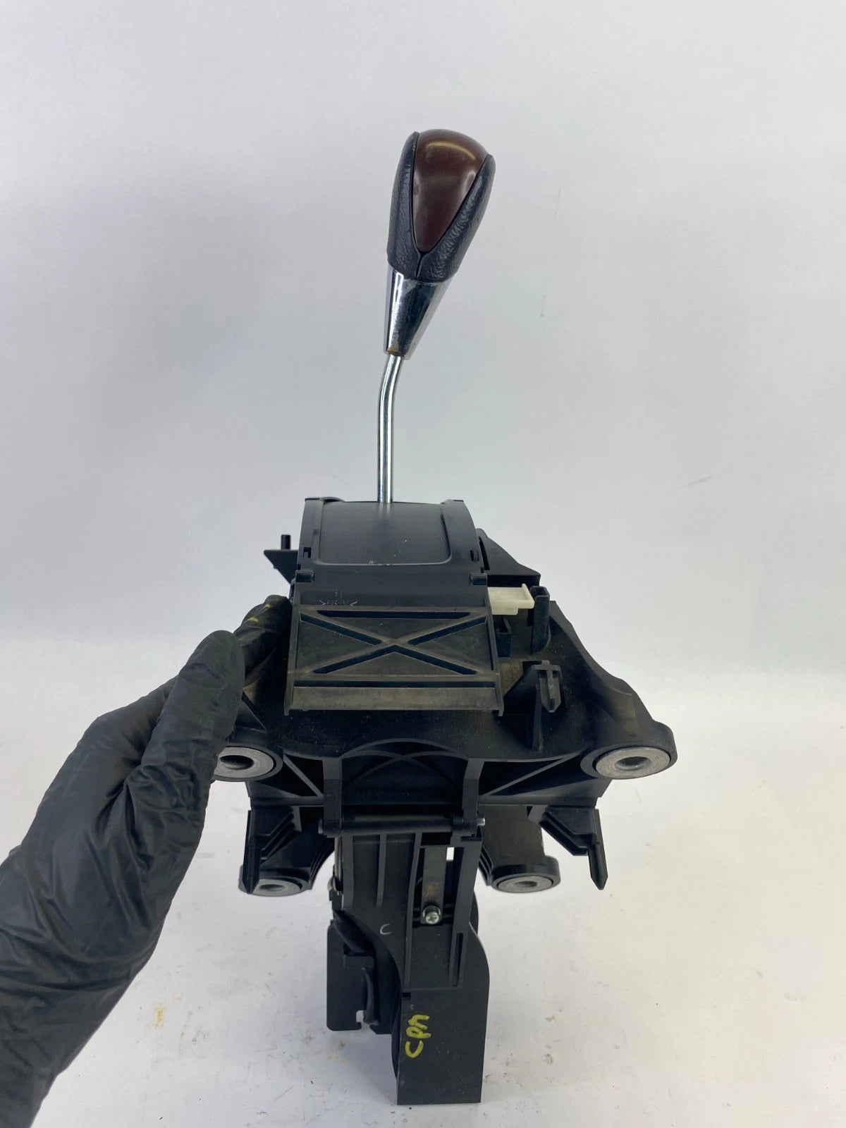 2009-2012 TOYOTA VENZA AUTOMATIC TRANSMISSION FLOOR SHIFTER ASSEMBLY OEM