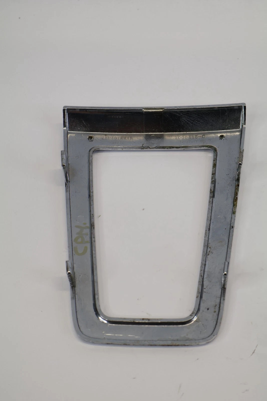 2008-2010 DODGE AVENGER CENTER CONSOLE SHIFTER BEZEL CHROME TRIM OEM 1BU40TRMAB