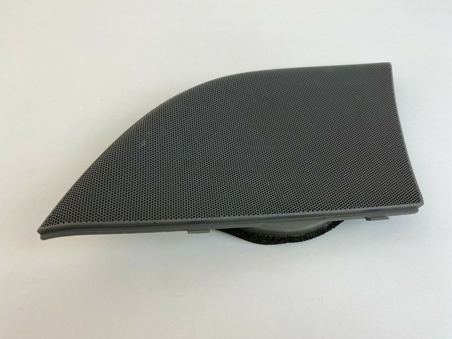 2005-2010 Honda Odyssey Rear Right Side Quarter Speaker Cover 84612-SHJ-A010