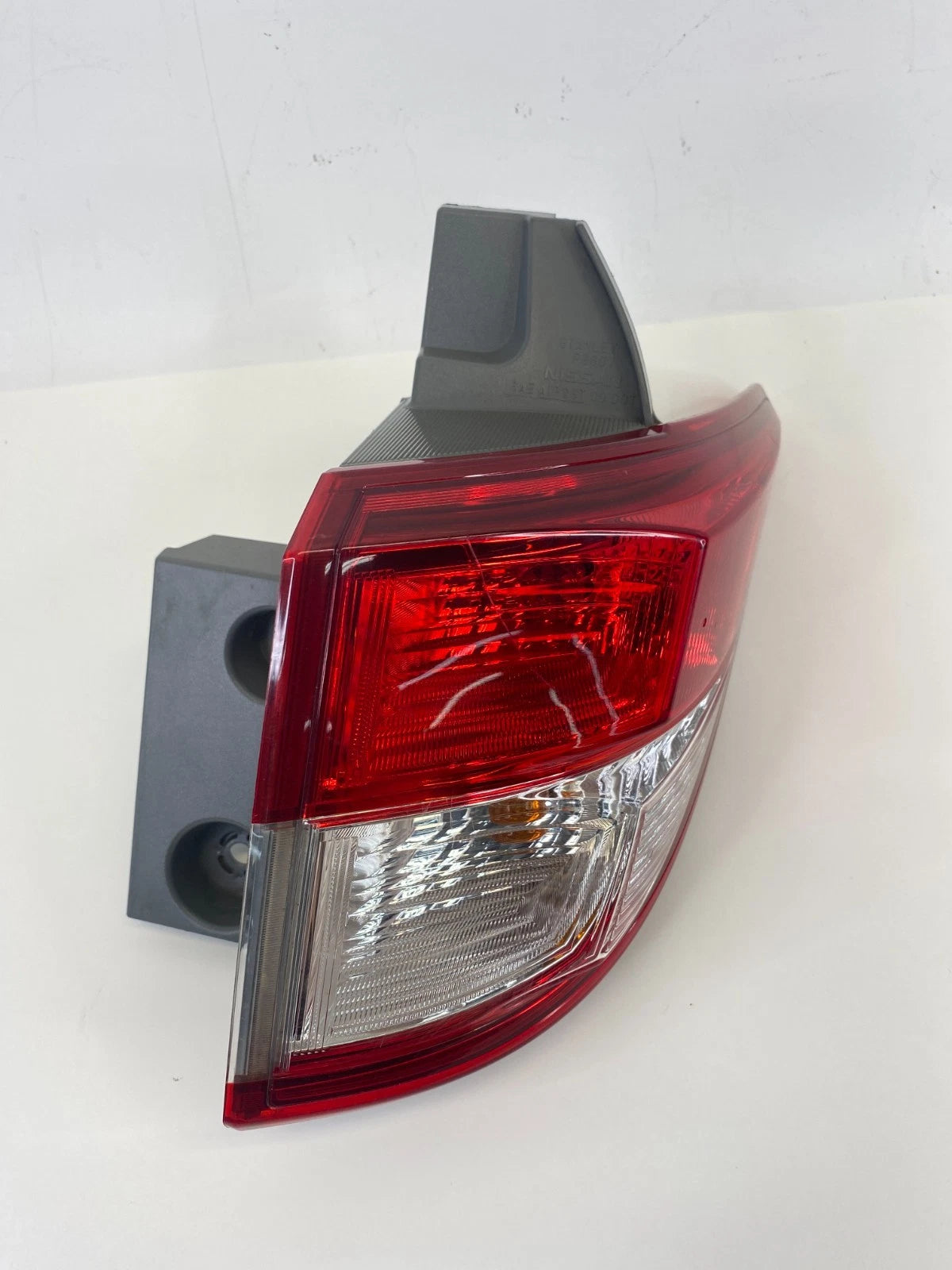 2012-2017 Nissan Quest Right Passenger Outer Tail Light Lamp Taillight Taillamp