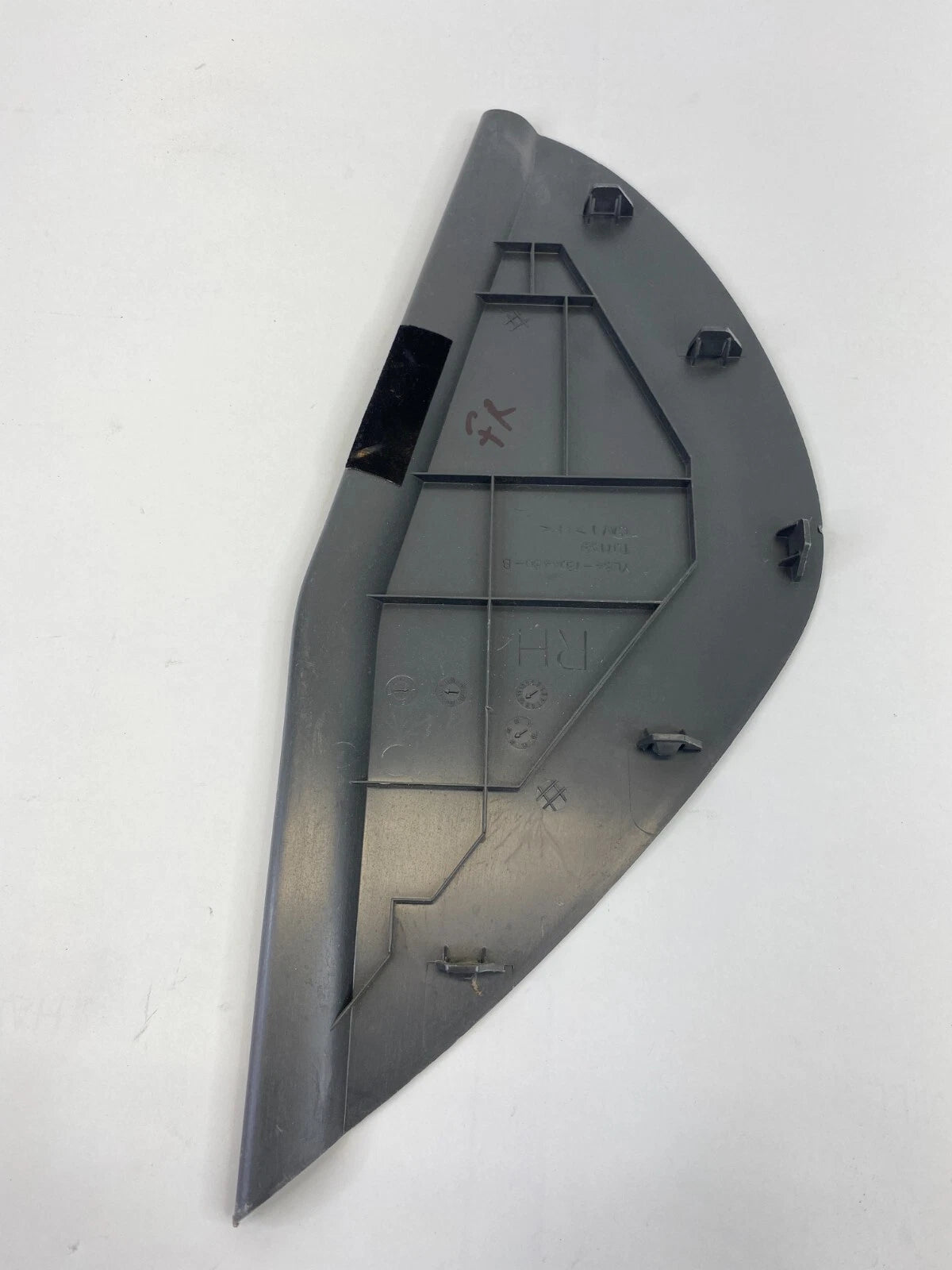 03-07 FORD ESCAPE DASH RIGHT PASSENGER SIDE END CAP COVER TRIM YL84-7804480-B