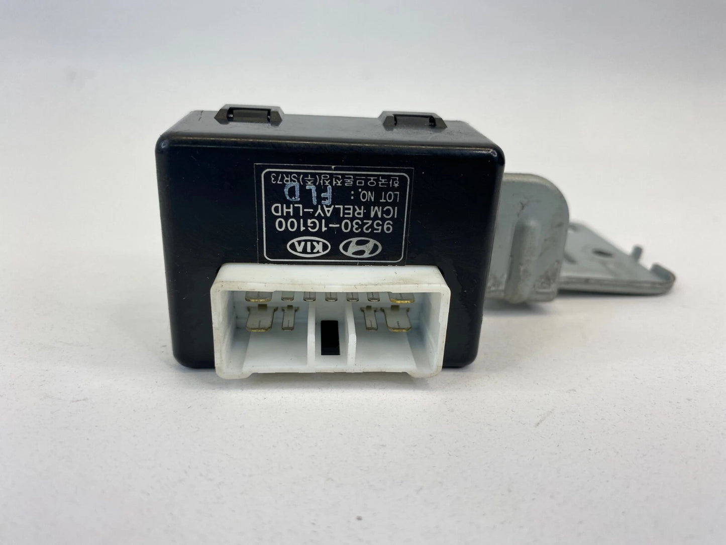 06-11 Kia Rio5 Hatchaback Keyless ICM Relay Computer Control Module 95230-1G100