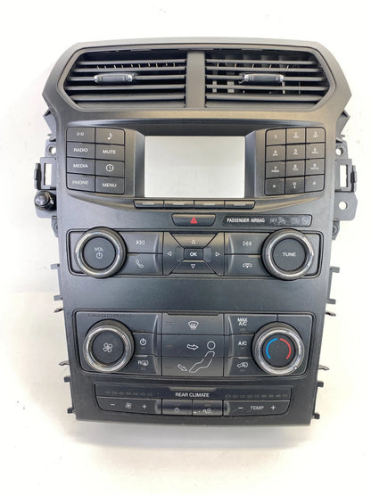 18 19 FORD EXPLORER CLIMATE CONTROL & RADIO TRIM BEZEL W/AIR VENT JB5T-18A802-LB