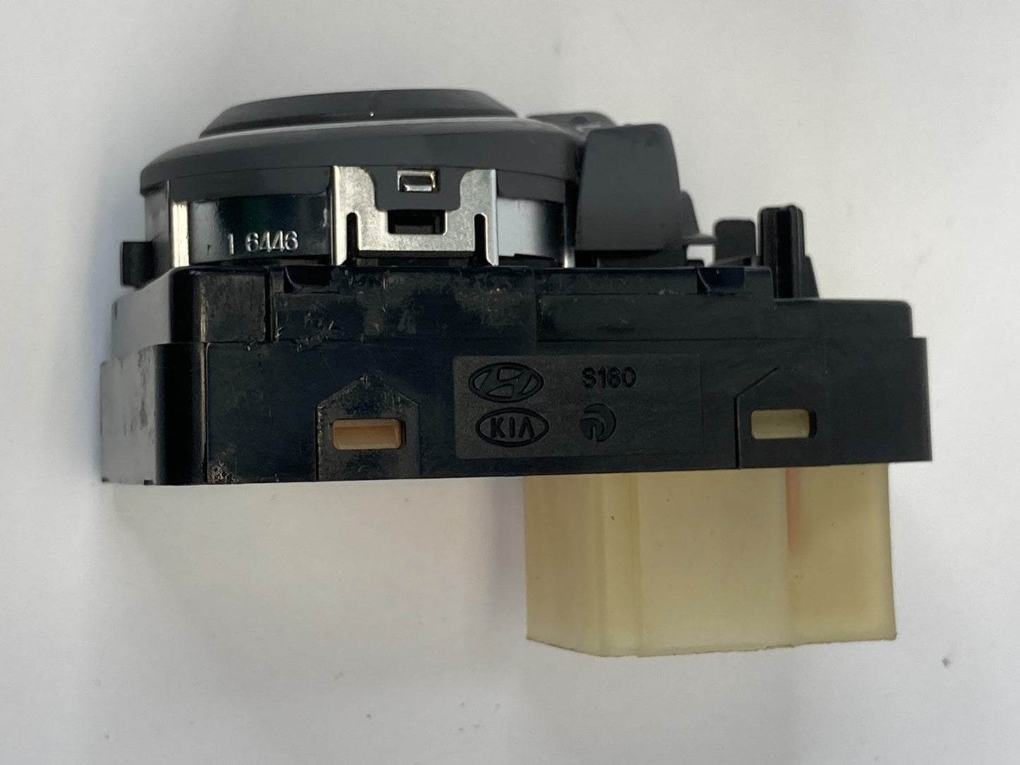2011 2012 2013 2014 Hyundai Sonata Power Mirror Control Switch 202006586 OEM
