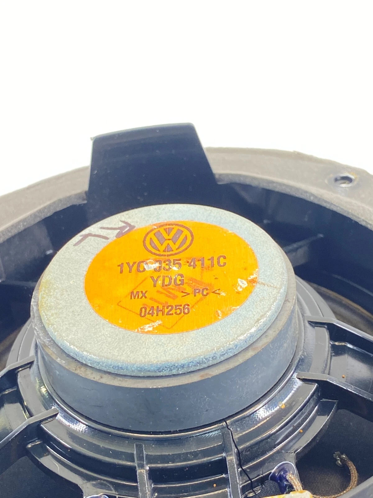 2003-2010 VOLKSWAGEN NEW BEETLE REAR LEFT DRIVER AUDIO SPEAKER 1Y0-035-411C OEM