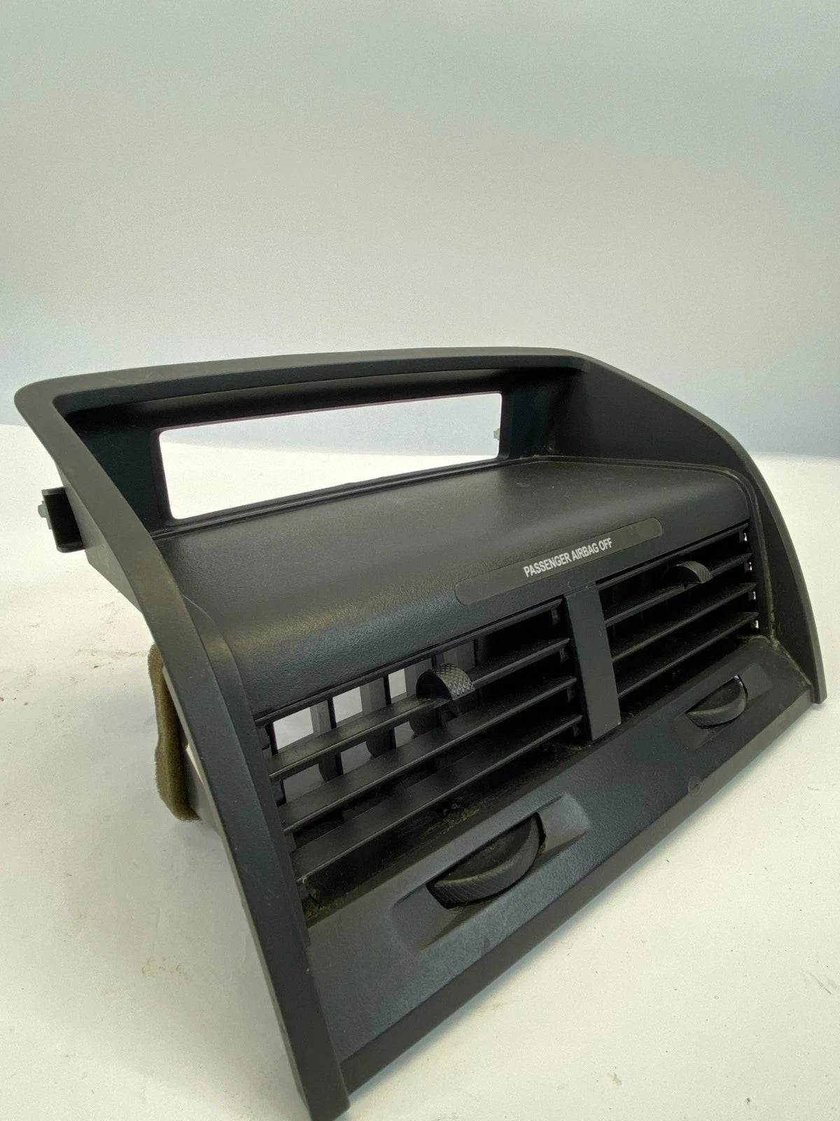2008-2012 FORD ESCAPE CENTER DASHBOARD TRIM BEZEL WITH A/C AIR VENTS BLACK OEM