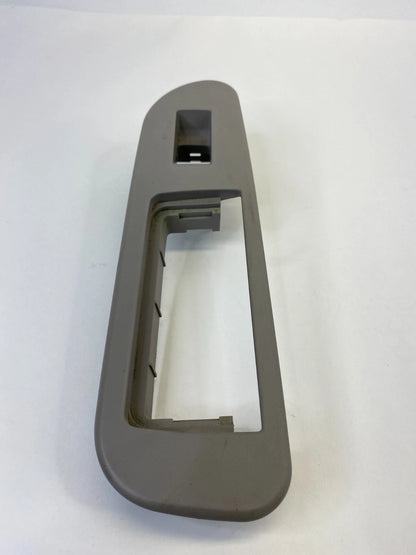 2001-2004 TOYOTA SEQUOIA REAR RIGHT SIDE DOOR WINDOW SWITCH COVER 74271-0C010