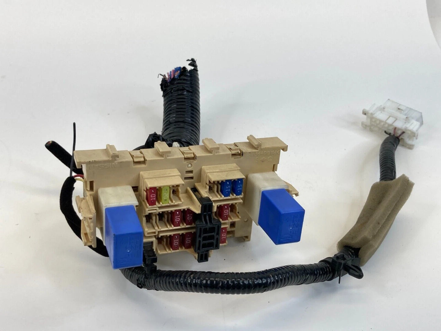 2014 2015 NISSAN ROGUE SELECT 2.5L A/T DASH FUSE BOX RELAY JUNCTION BLOCK OEM