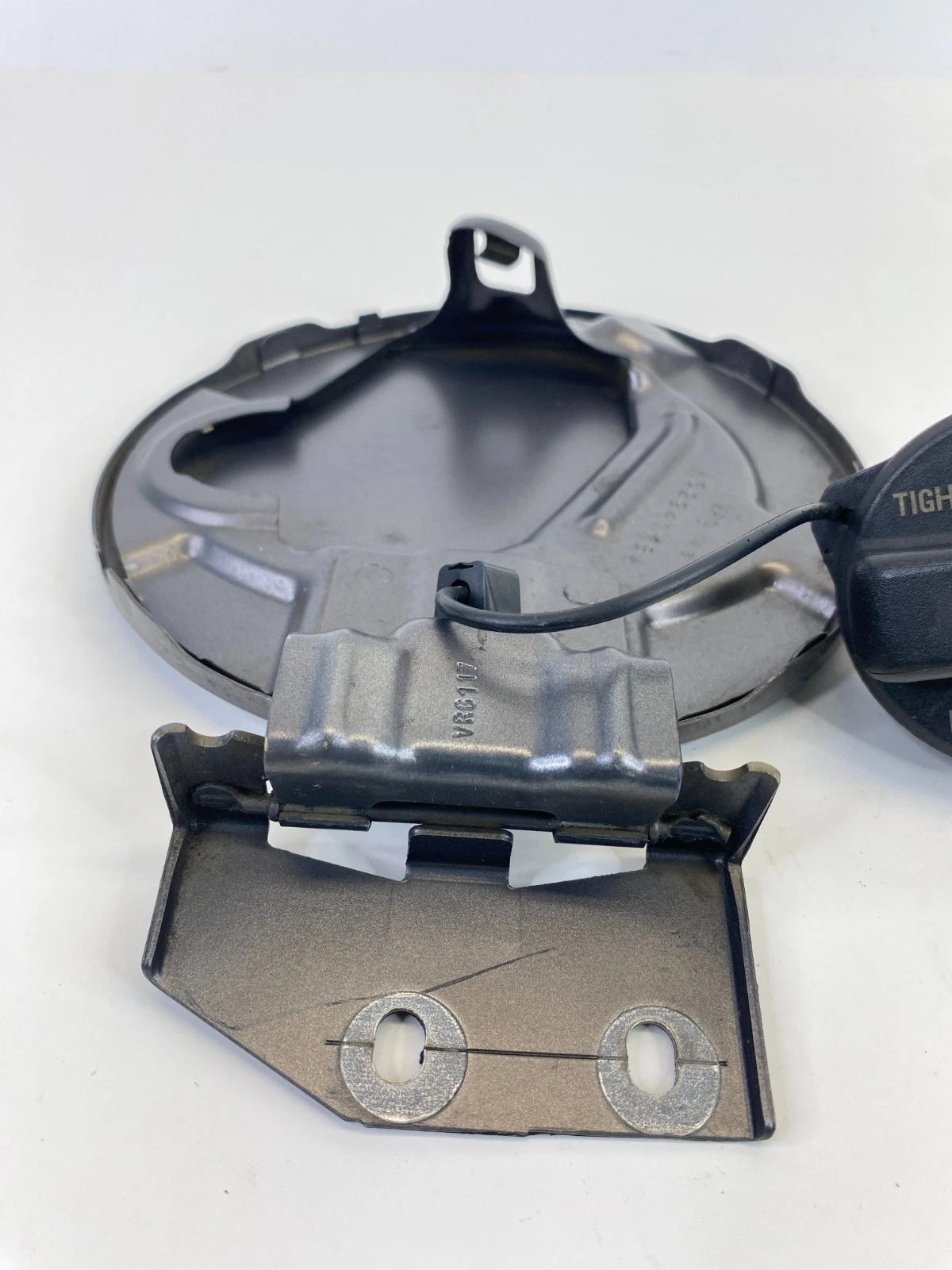 2011-2017 Honda Odyssey Fuel Filler Tank Door Gas Lid Cover Cap w/ Tank Cap OEM