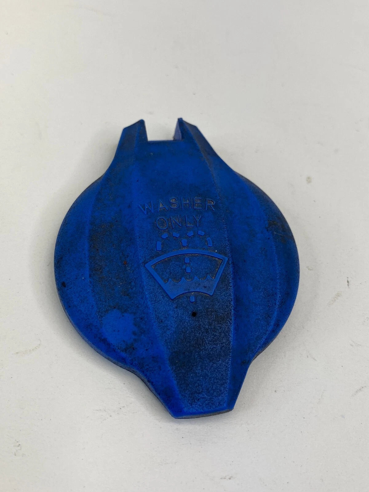 2011-2015 HYUNDAI SONATA WINDSHIELD WIPER WASHER FLUID RESERVOIR CAP OEM