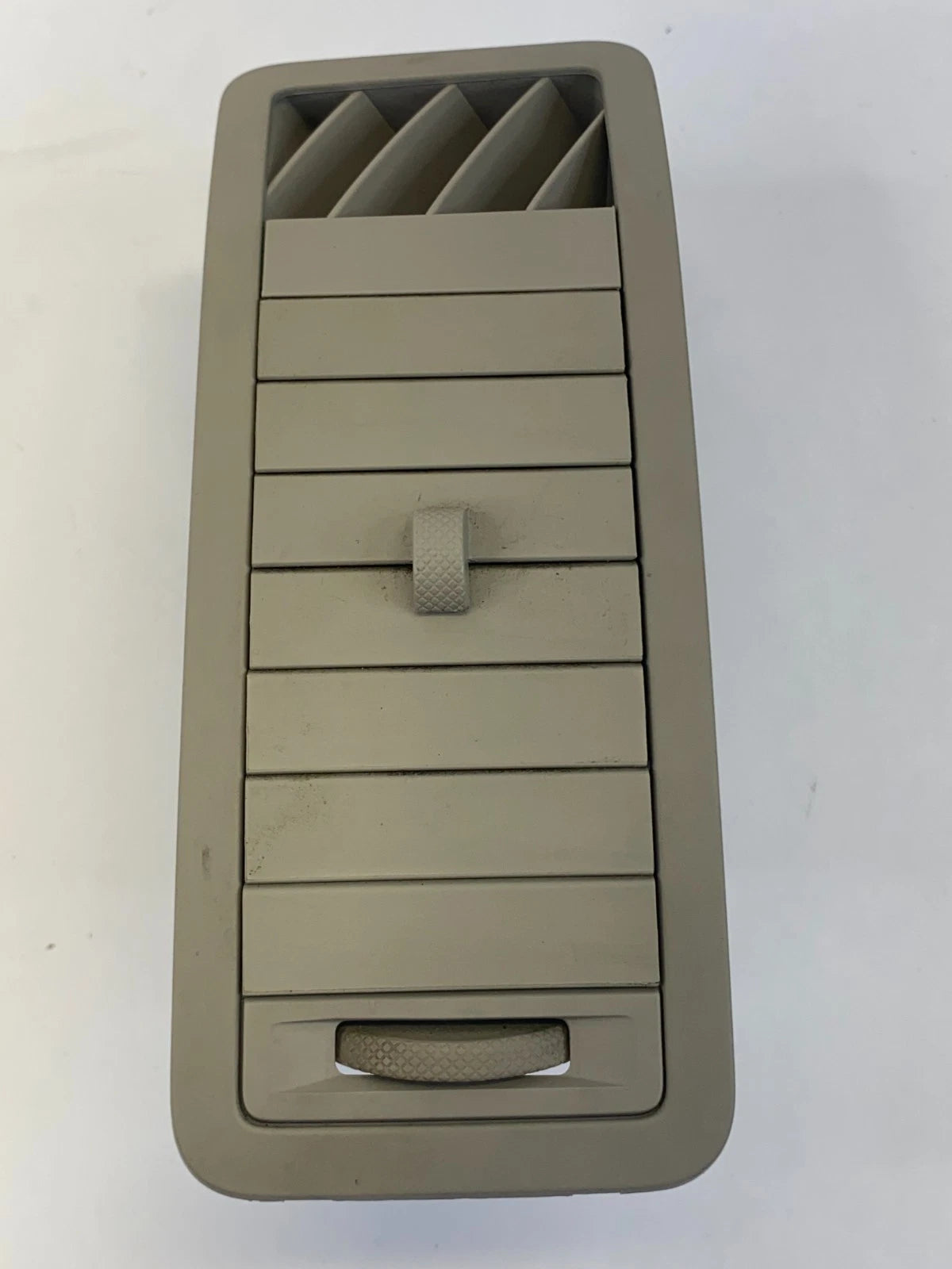 2008-2012 FORD ESCAPE DASH LEFT SIDE A/C AIR VENT GRILL DUCT 8L84-78046B31-A OEM