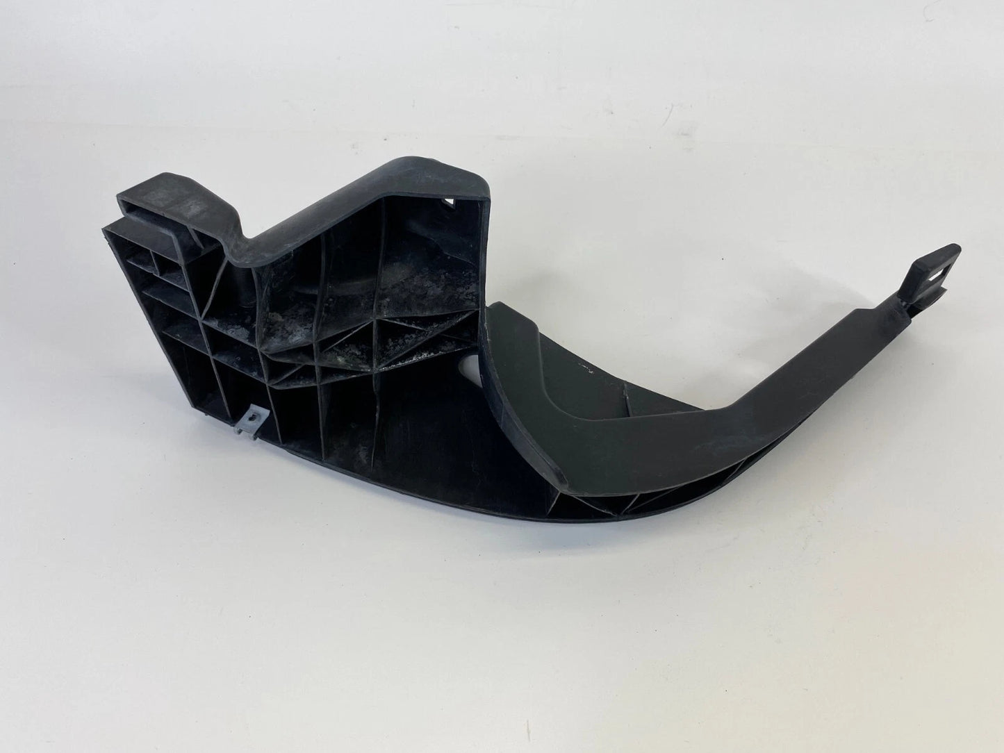 2004-2011 SAAB 9-3 93 REAR LEFT INNER BRACKET SIDE SUPPORT BUMPER RETAINER OEM