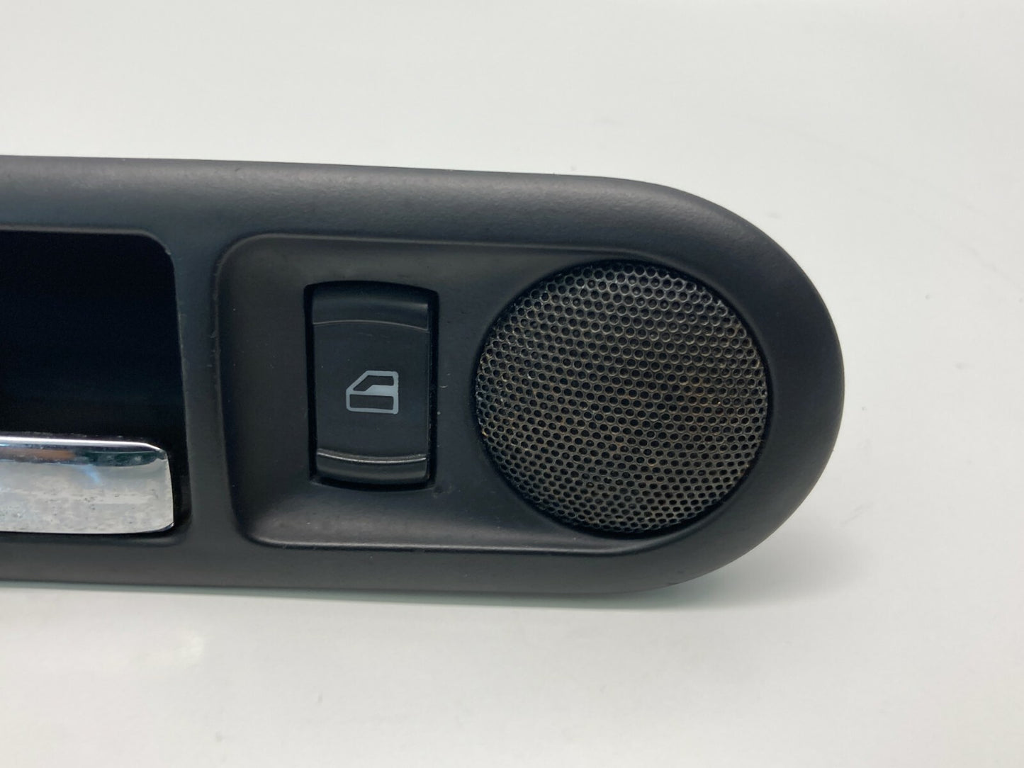 2001-2005 Volkswagen Passat Rear Left Side Interior Door Handle 3B0839113 OEM