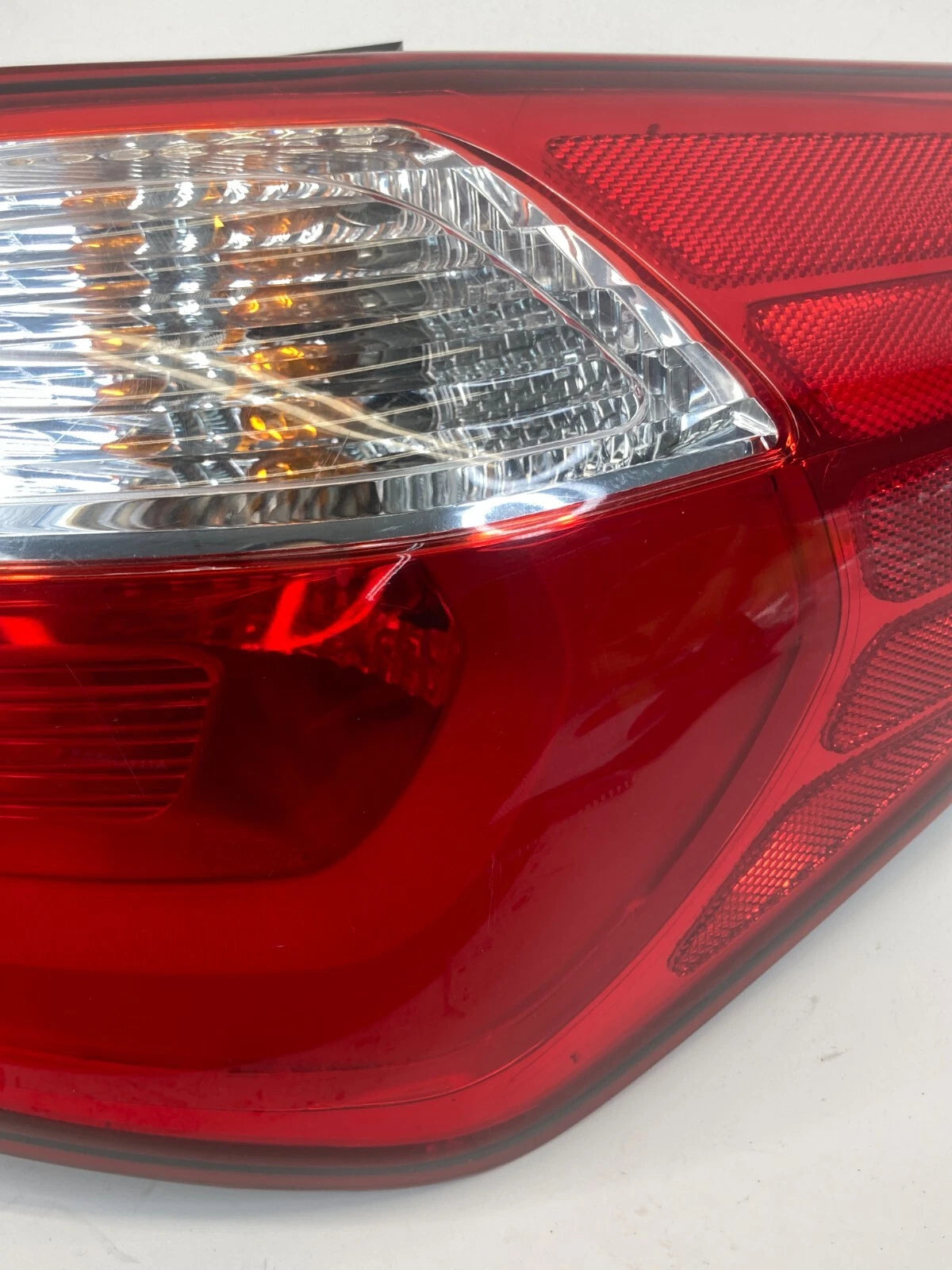 2014-2016 Kia Forte SEDAN Rear Right Side Tail Lamp Light Outer Taillight Lamp