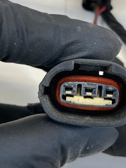 2011 2012 Hyundai Elantra 1.8L FWD Fuel Injection Rail & Injector Assembly OEM