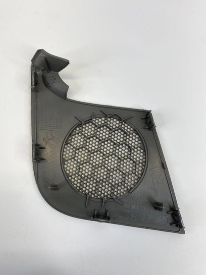 2005-2007 JEEP GRAND CHEROKEE DASH RIGHT SPEAKER GRILLE TRIM COVER 5KB00TRM OEM