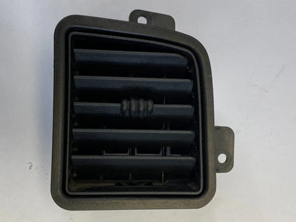 2000-2006 CHEVROLET TAHOE DASH CENTER LEFT AC AIR VENT OUTLET GRILLE 15707609