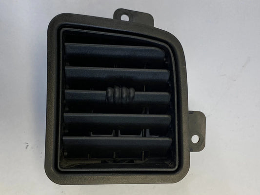 2000-2006 CHEVROLET TAHOE DASH CENTER LEFT AC AIR VENT OUTLET GRILLE 15707609