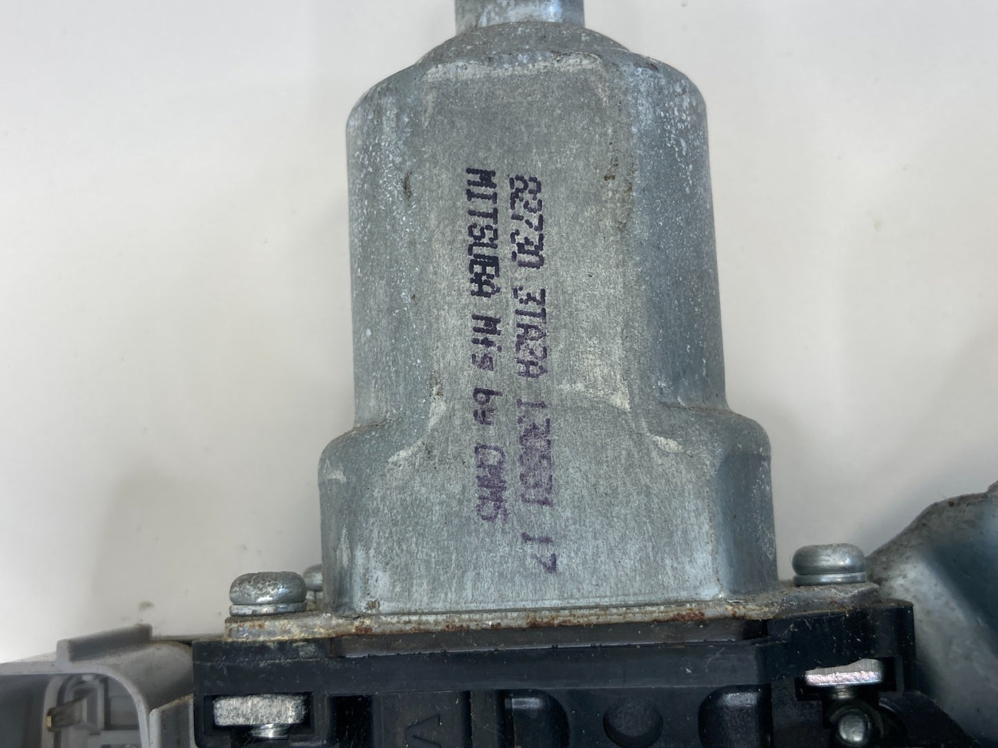 2013-2019 Nissan Sentra Rear Right Power Window Motor w/ Regulator 82730-3TA2A