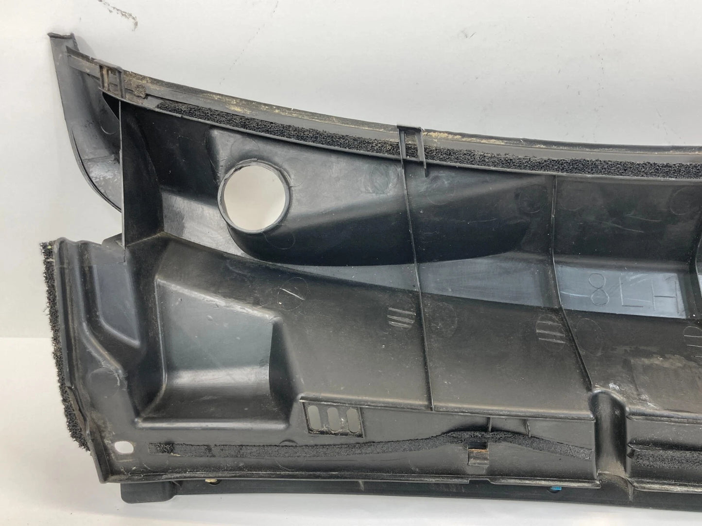 2004-2009 TOYOTA PRIUS FRONT LEFT SIDE COWL PANEL GRILL GRILLE COVER 55709-47050