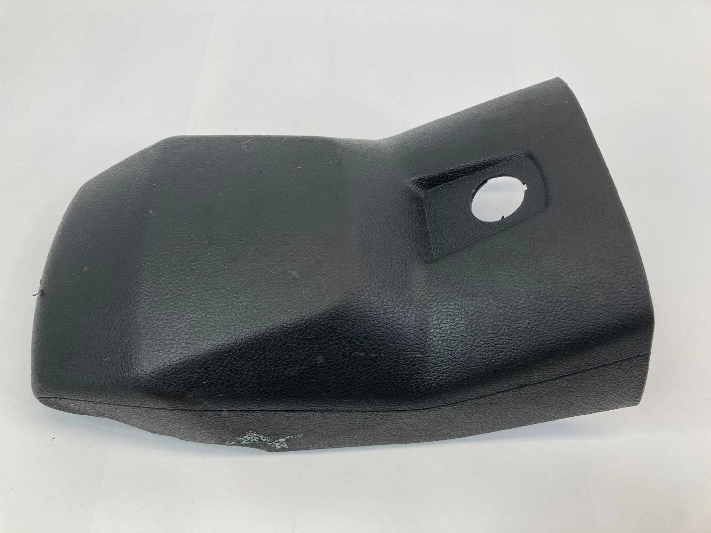 12-14 FORD FOCUS REAR CENTER CONSOLE POWER OUTLET TRIM BEZEL BM51-A043B63-AAW