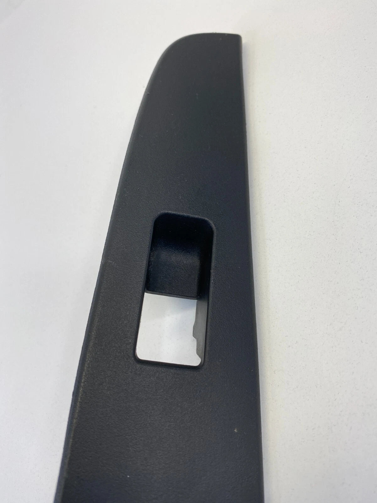 04-09 MAZDA 3 MAZDA3 FRONT RIGHT SIDE DOOR POWER WINDOW SWITCH PANEL B32H5281J