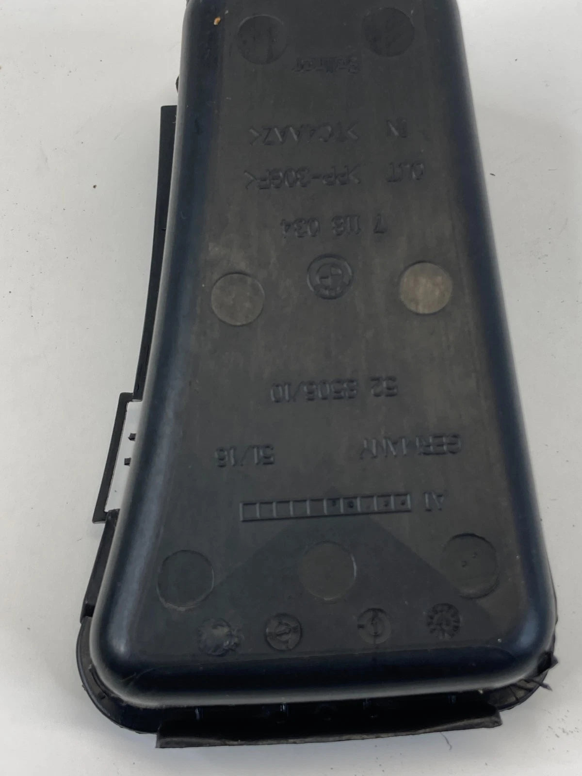 2007 2008 BMW 328XI FRONT CENTER CONSOLE COMPARTMENT BOX TRAY POCKET 7-118-034