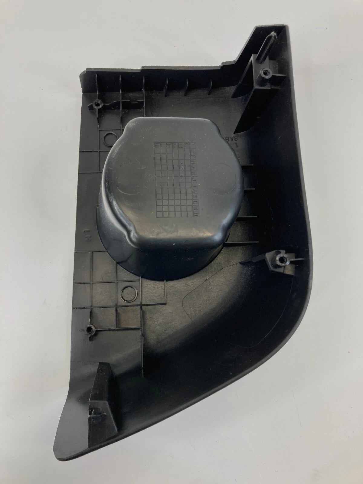 2009-2012 FORD FLEX REAR LEFT SIDE QUARTER PANEL CUP HOLDER 8A83-74310B31-ABW