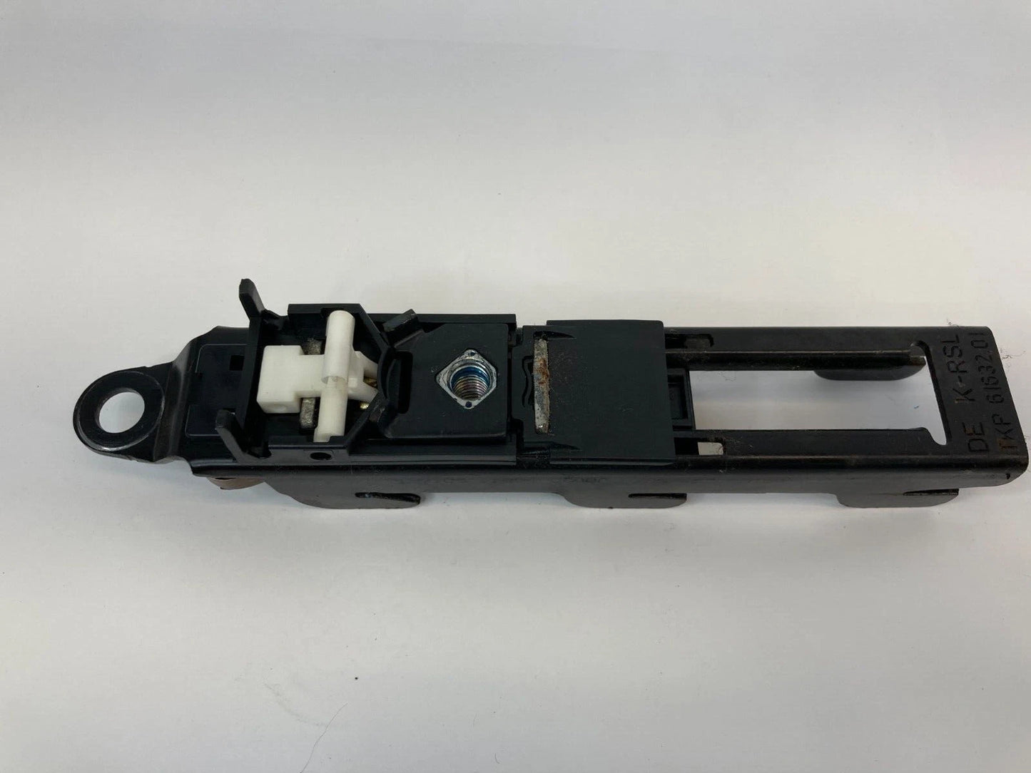 2003-2011 SAAB 9-3 93 SEDAN FRONT LEFT SEAT BELT HEIGHT ADJUSTER 6163201 OEM