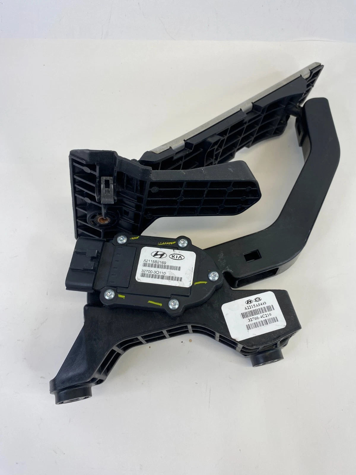 2012 2013 2014 2015 KIA OPTIMA ACCELERATOR GAS PEDAL TRAVEL SENSOR 32700-3Q110