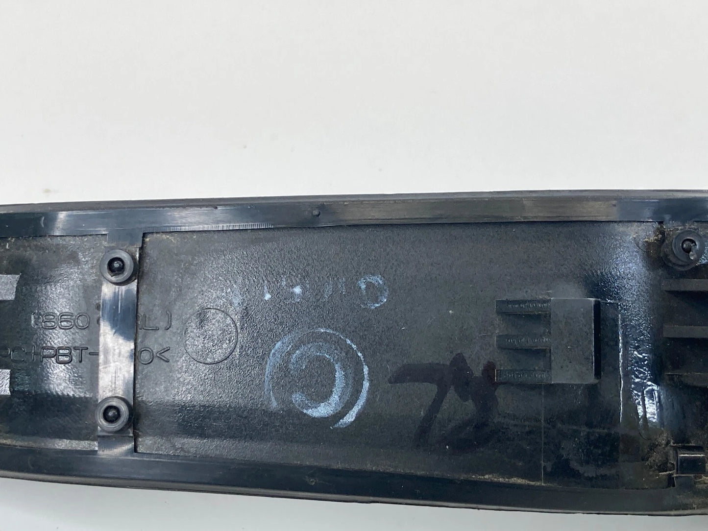1999-2003 LEXUS RX300 REAR LEFT BACK SIDE EXTERIOR OUTER DOOR HANDLE ASSY OEM