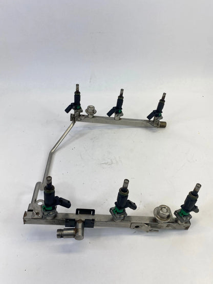 2010-2012 MERCEDES-BENZ GLK-350 FRONT ENGINE FUEL INJECTORS RAIL OEM A2720701395