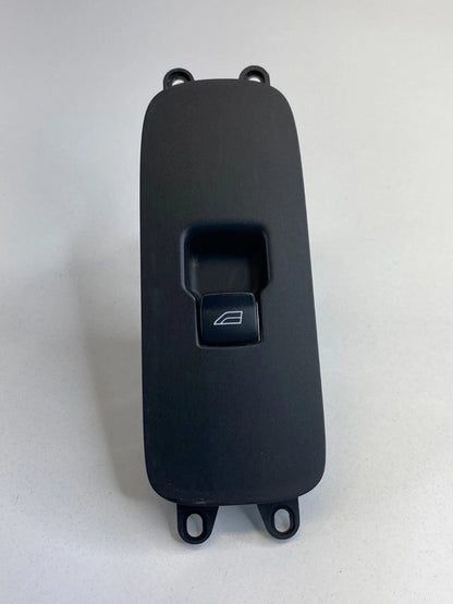 2007 VOLVO S40 S 40 FRONT RIGHT SIDE DOOR POWER WINDOW CONTROL SWITCH 30774162
