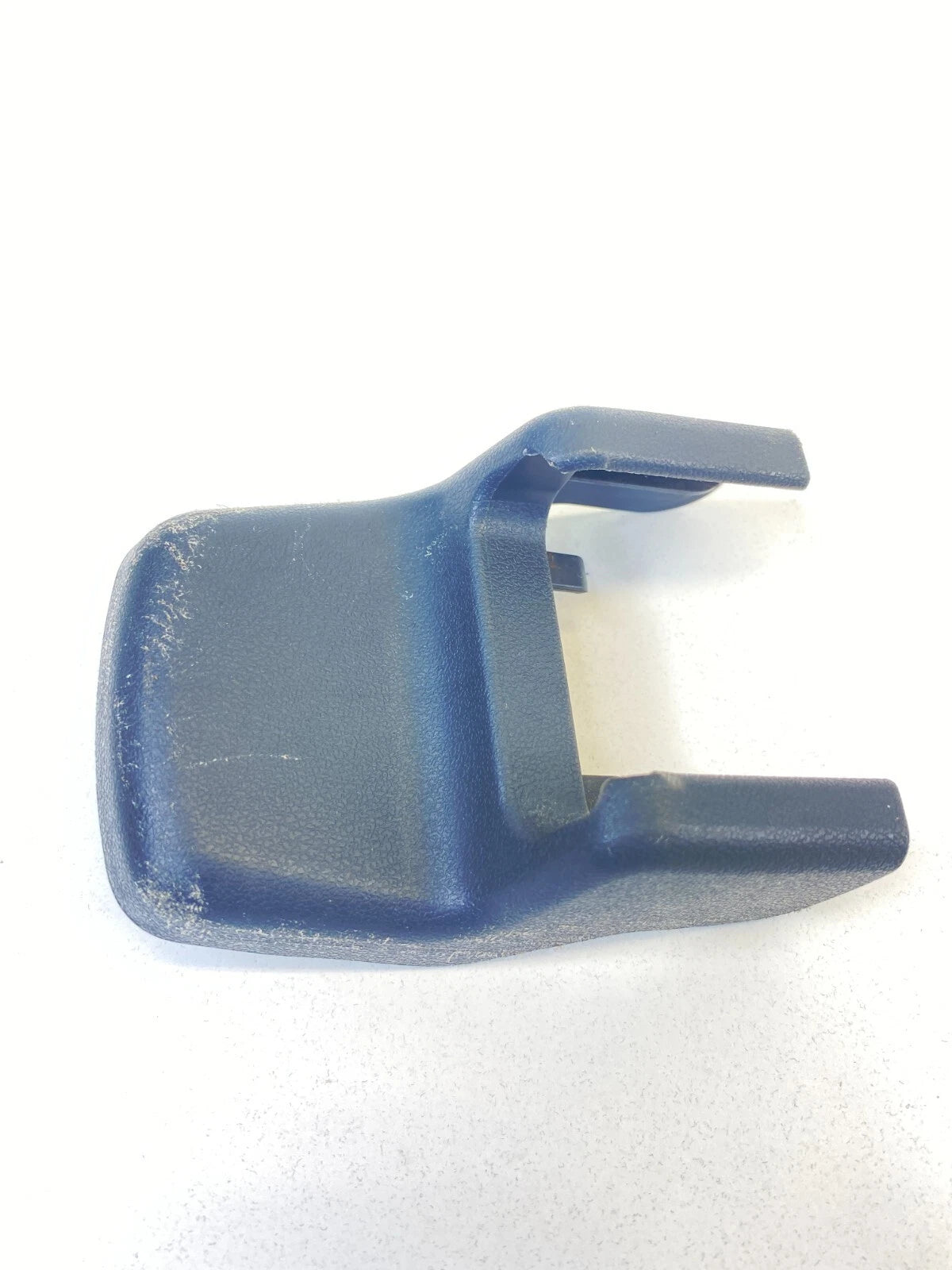 2005-2010 TOYOTA AVALON REAR LEFT OUTER SEAT TRACK END COVER TRIM 72138-AC030