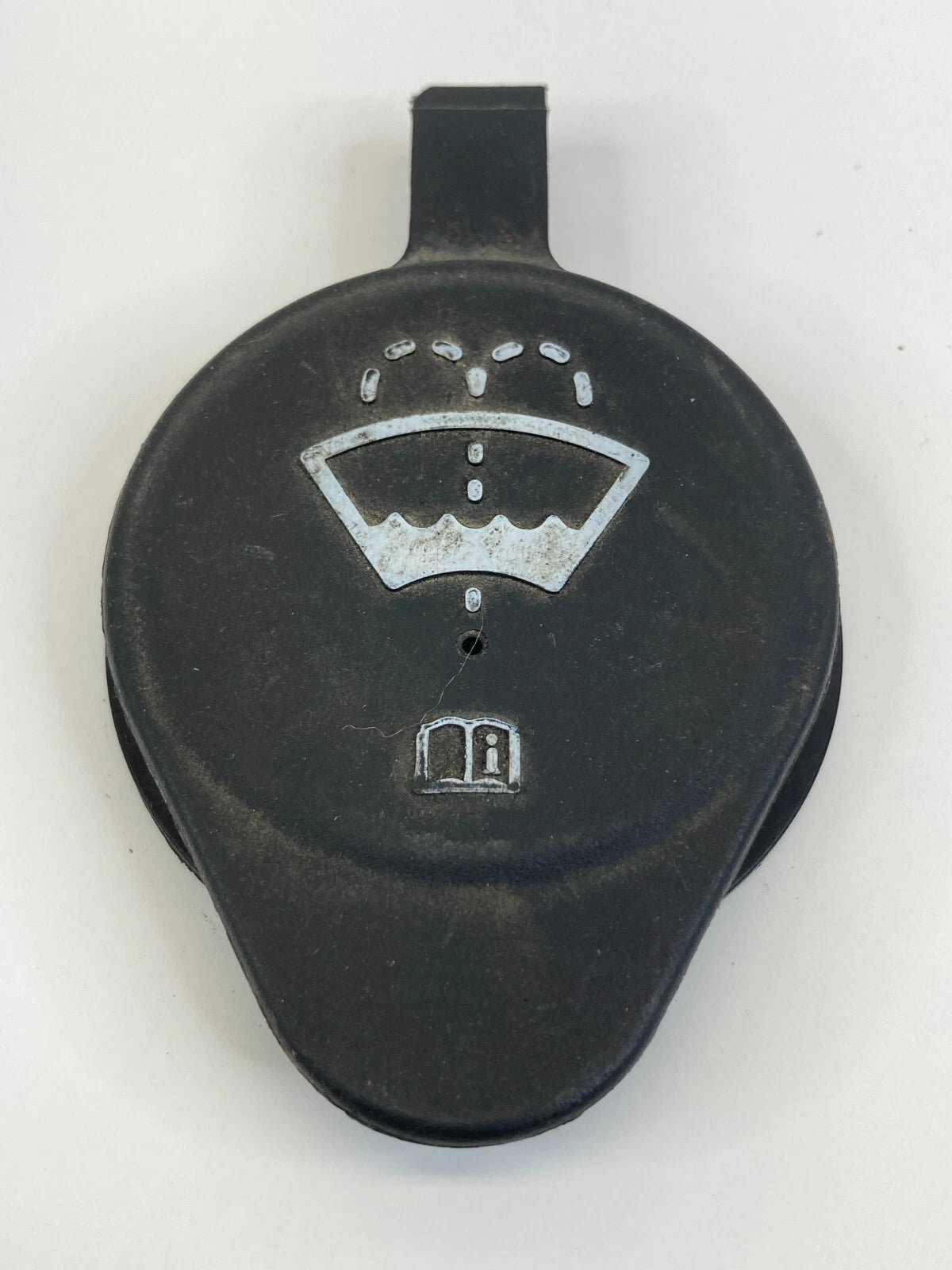 2002-2006 AVALANCHE 1500 2500 WINDSHIELD WASHER RESERVOIR CAP OEM