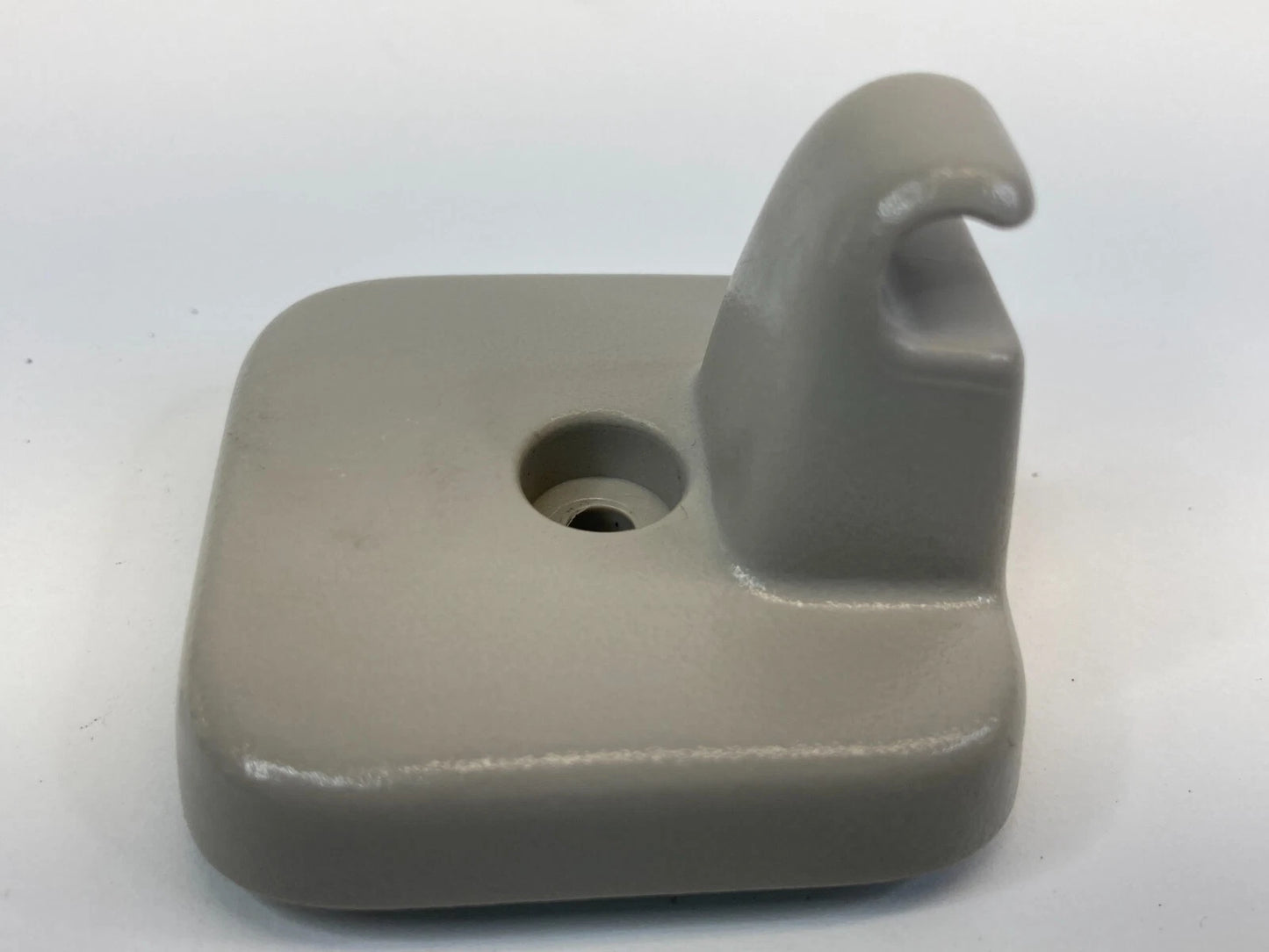 2009-2012 FORD TAURUS SUNVISOR SUN VISOR SHADE CLIP RETAINER 8A83-7404132-A OEM