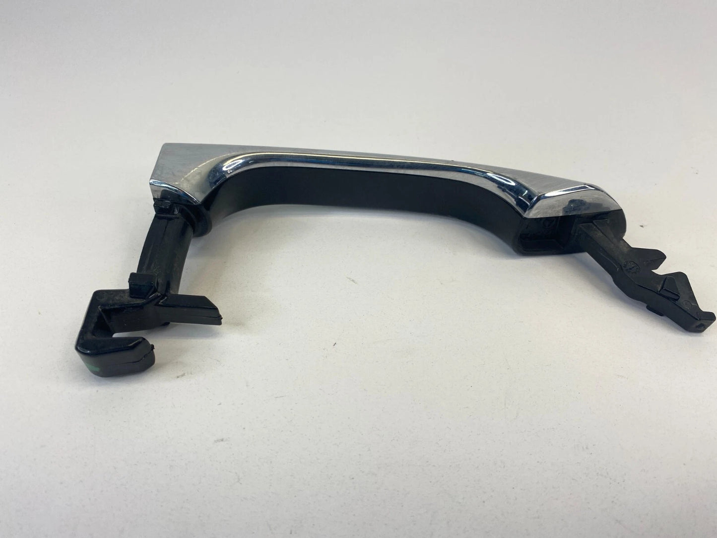 2006 2007 MERCEDES-BENZ C280 C350 REAR LEFT OUTER EXTERIOR DOOR HANDLE ASSEMBLY