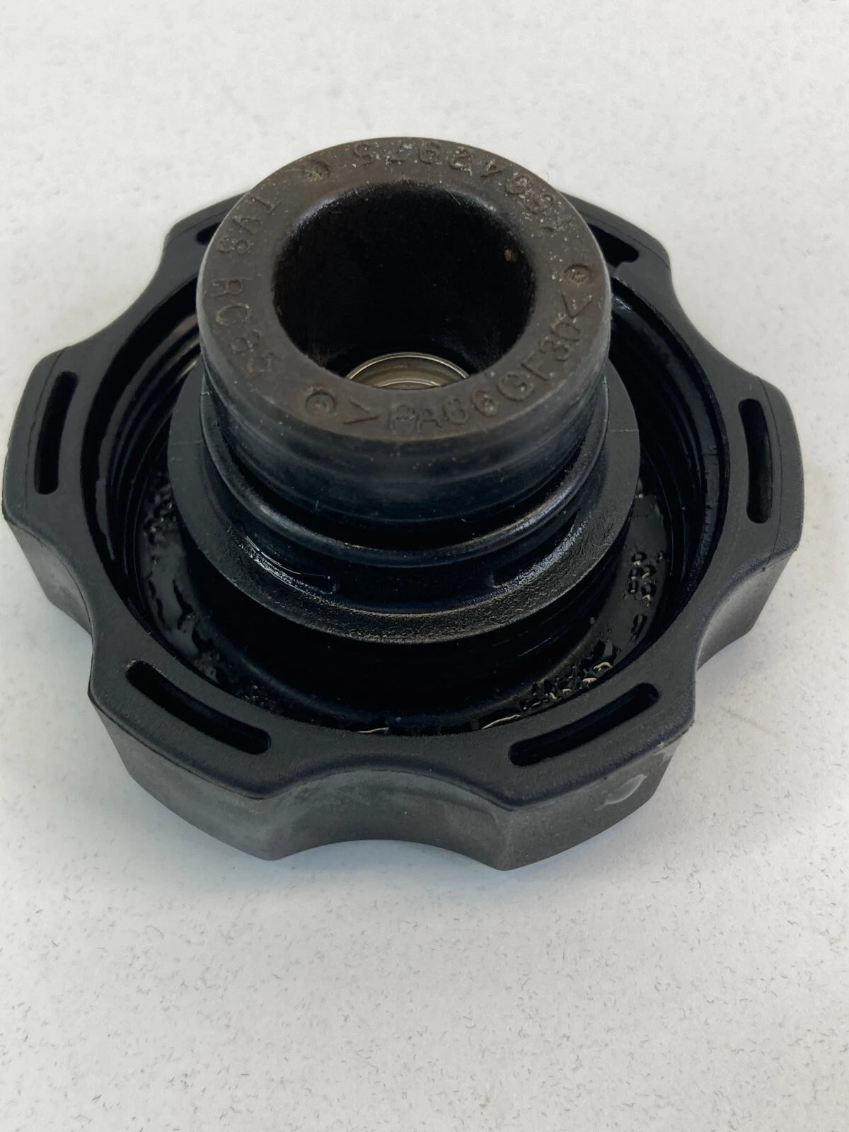 2005-2009 SAAB 9-7X 97X RADIATOR COOLANT RESERVOIR BOTTLE TANK COVER FILLER CAP