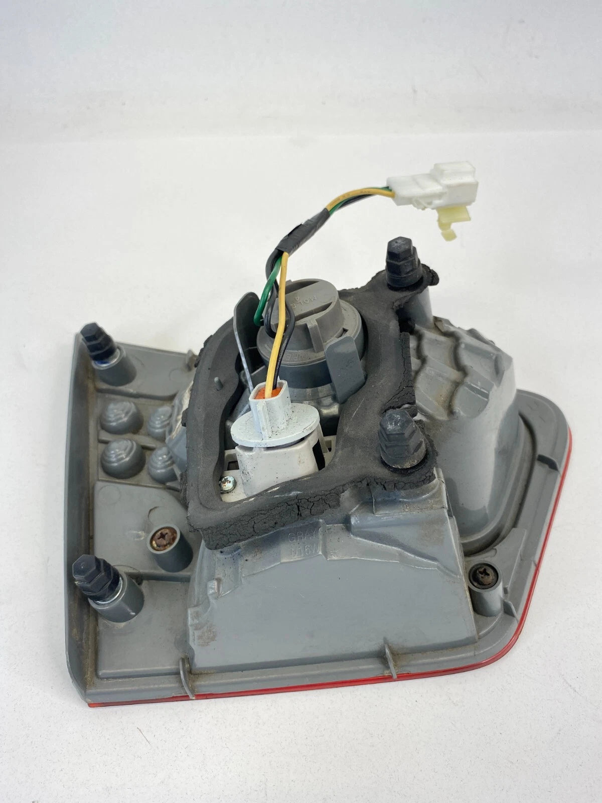 2010-2013 KIA FORTE SEDAN REAR RIGHT INNER TRUNK TAIL LIGHT 92404-1M000 OEM
