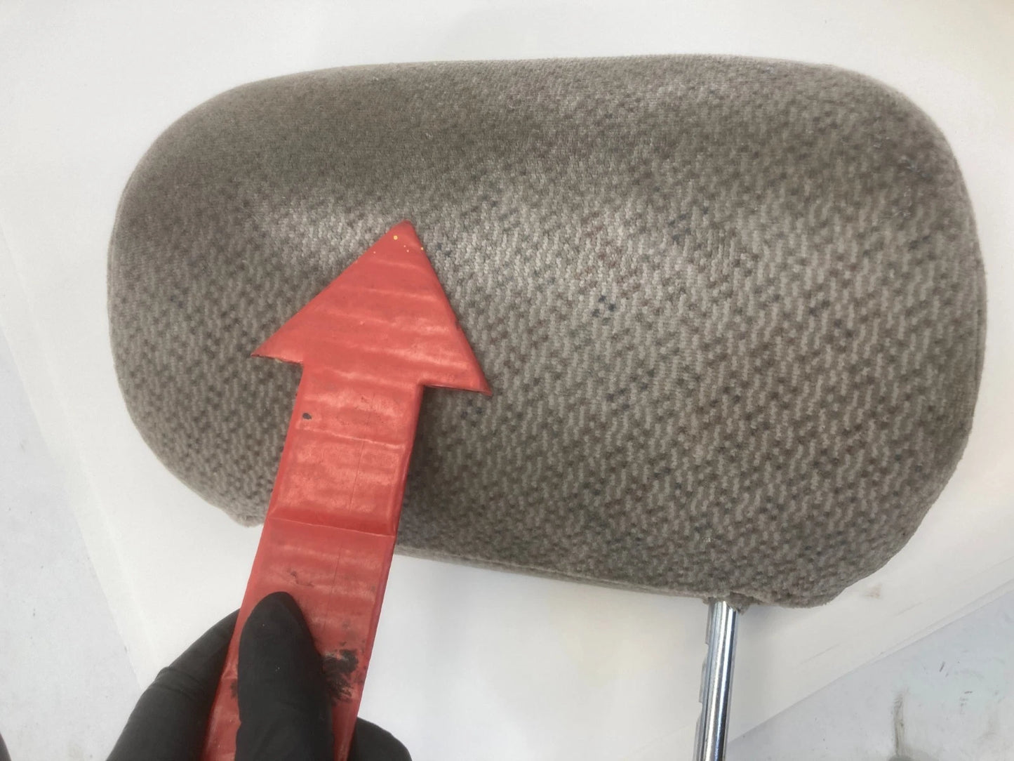 1998-2002 TOYOTA COROLLA FRONT LEFT & RIGHT SEAT HEADREST HEAD REST PAIR SET OEM