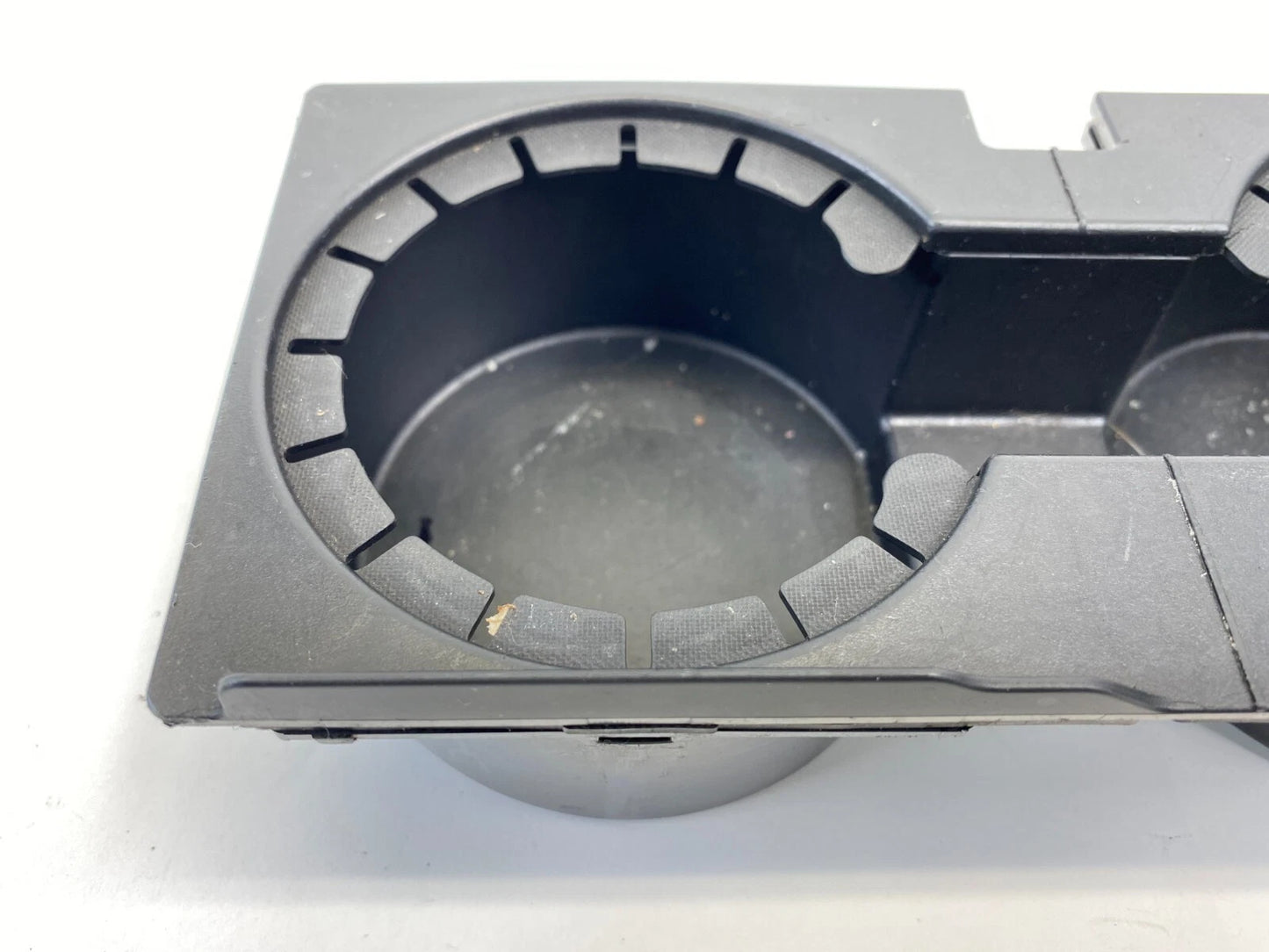 2003-2005 SUZUKI GRAND VITARA CENTER CONSOLE CUP HOLDER 75820-50J00 OEM