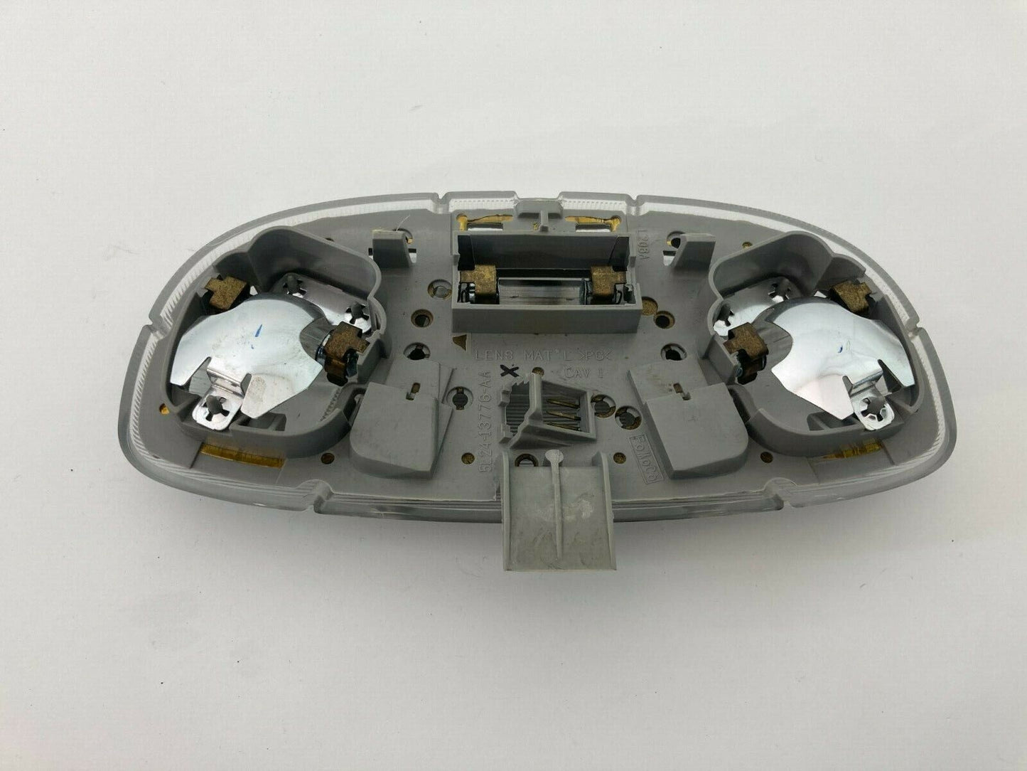 2006-2012 Ford Fusion 06-11 Mercury Milan Rear Roof Overhead Dome Map Light Lamp