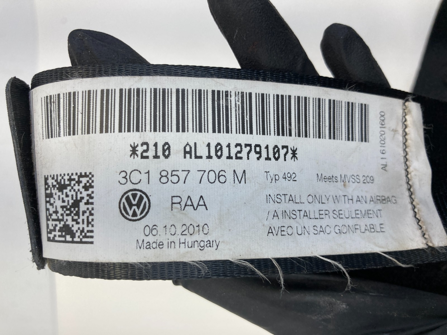 2009-2017 Volkswagen CC Front Right Seat Belt Retractor Assembly 3C1-857-706-M