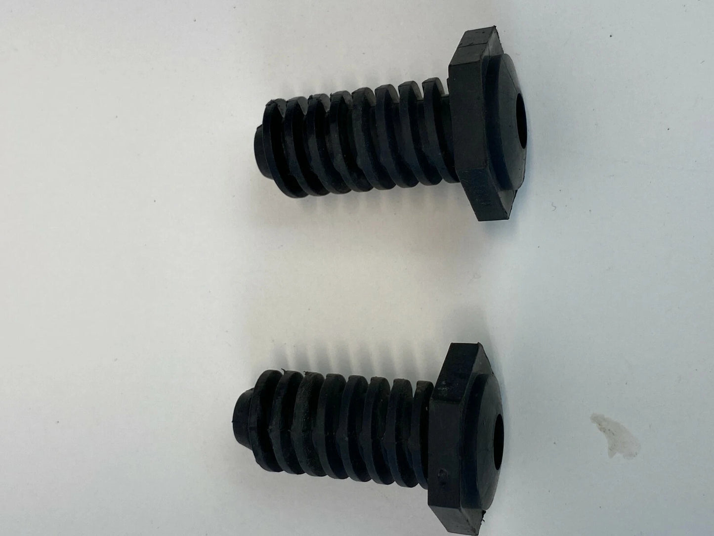 2010 GRAND CARAVAN FRONT HOOD STOP BUMPER BUFFER CUSHION ABSORBER SUPPORT SET